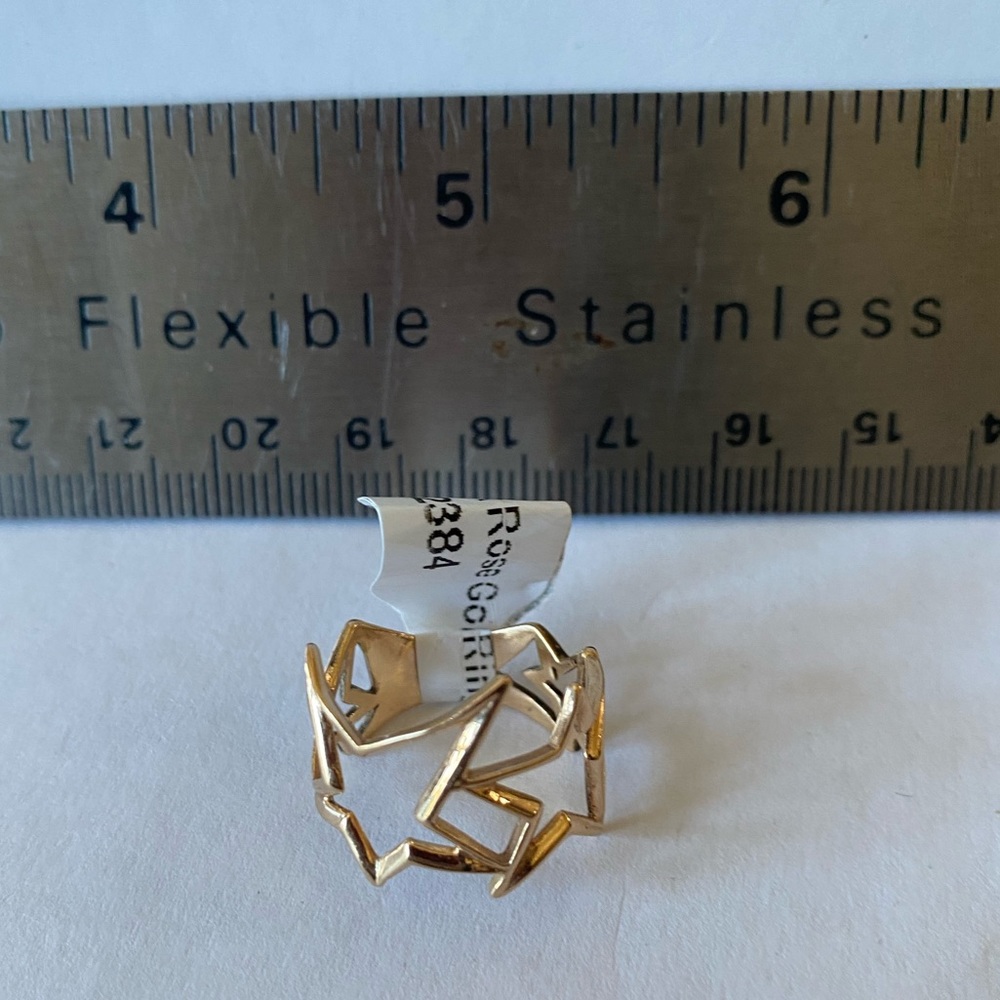 14k Rose Gold Star Ring ( Firm )